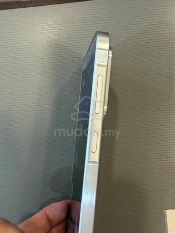 Samsung Galaxy A56 5G 256 GB - photo 2 of 4