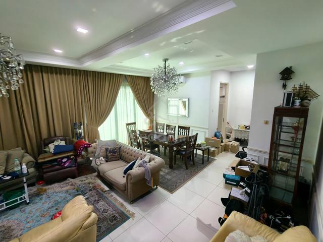 Corner Lot At Alam Impian 1