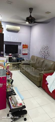 Bandar Saujana Putra , Pearl Villa Townhouse (Upper unit) 1