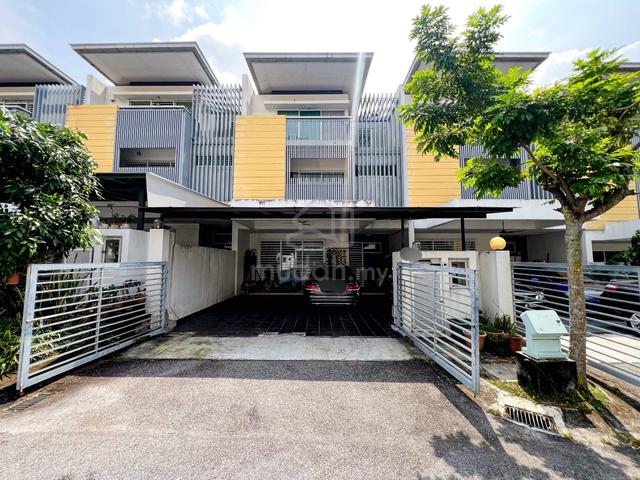 RENOVATED 3 Storey Superlink House Nadayu 92 Kajang Ktm Kajang 2 1