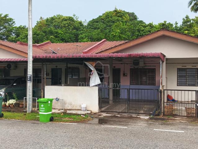 Teres Setingkat Taman Desa Bongsu Lanchang near to Kampung Bongsu 3