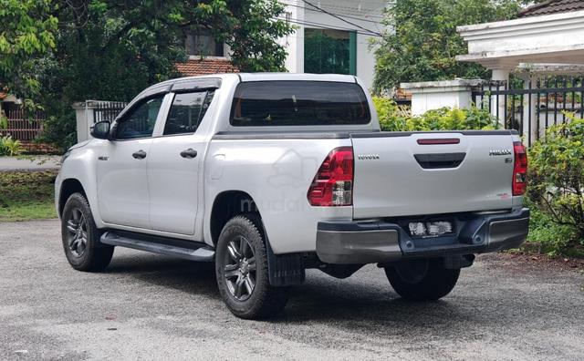 2022 Toyota HILUX 2.4 E (A)TIP-TOP CONDITION 4x4 - 5