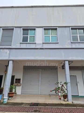 Kedai Pejabat 2 Tingkat 22 x 80 Kompleks Perabut Olak Lempit Banting 1