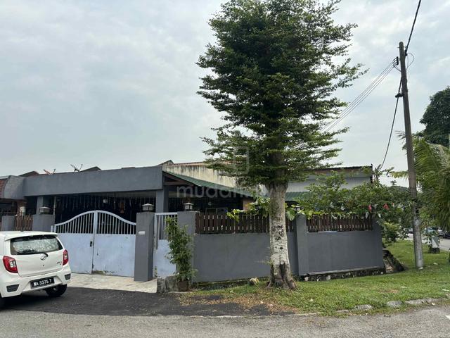 Bandar Kinrara 1, BK1, Puchong - 1 Storey Extended Corner House 1