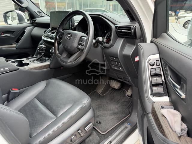2023 Toyota LANDCRUISER 3.4 ZX MODELISTA BLACK INT - 4