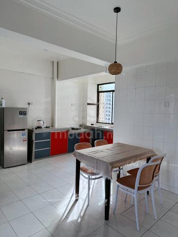 E-Park Condominium 1