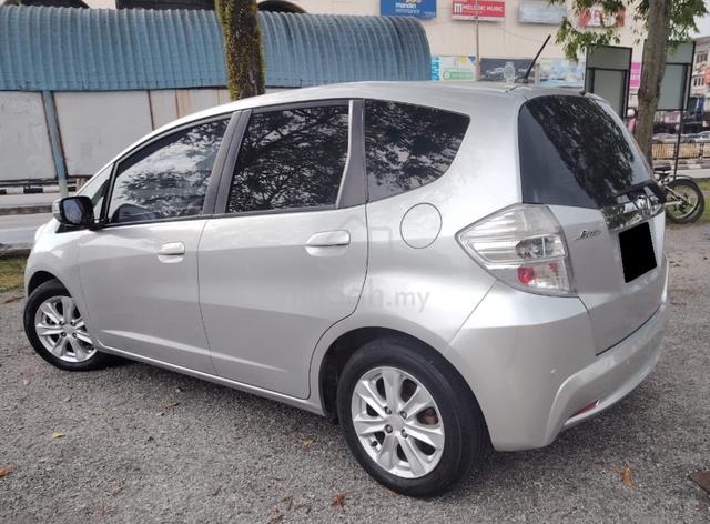 2012 Honda JAZZ 1.3 (HYBRID) FACELIFT (A) - 2