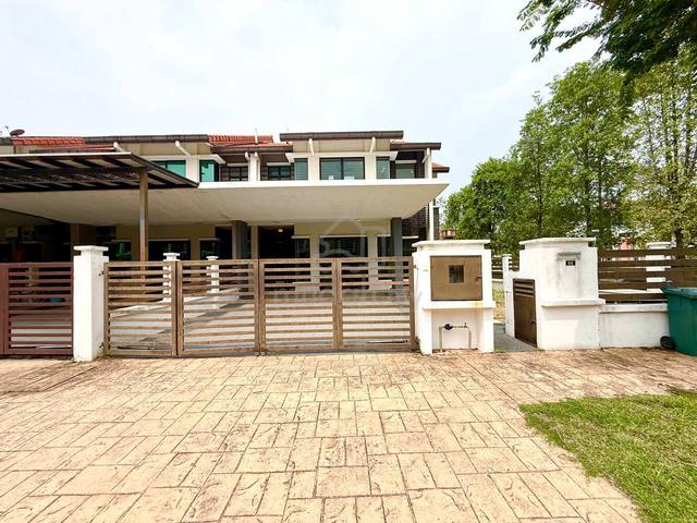 END LOT Iltizam Alam Sari Bangi Double Storey 1