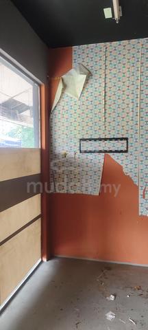 TMN Perling /SKUDAI/UDA Jln Camar G floor shop Tenanted 5