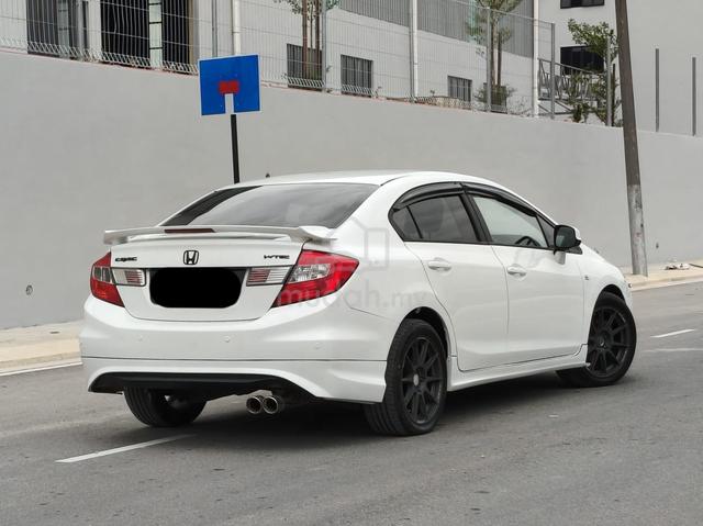 {2013} Honda CIVIC 1.8 S (A) FULL LOAN - 4