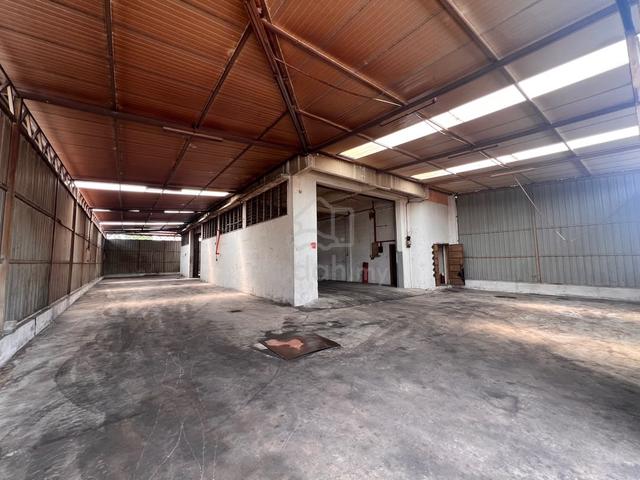 1.5 Sty Semi D Factory Jln Seri Pagi Seksyen BS3, Bukit Sentosa Rawang 1