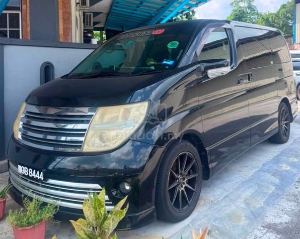 Nissan Elgrand 3.5 E51 (A) 2004/2007 Van - 2