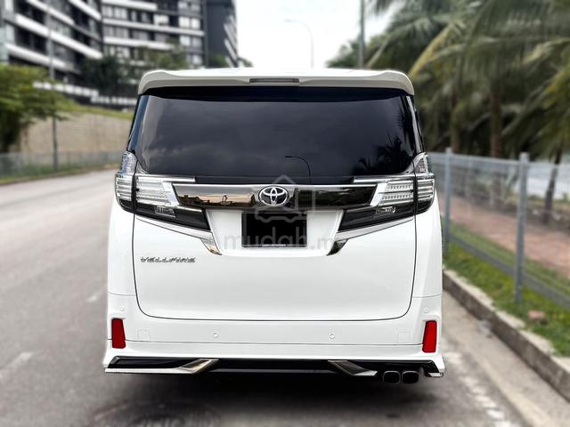Toyota Vellfire 2.5 SUNROOF | 360 CAM | POWER BOOT - 4