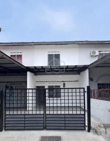 Jalan F/J 4, Taman Flora Jaya, Batu Pahat, Double Storey Low Cost 1