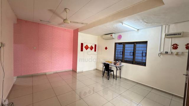 Partially Furnished Single Storey For Rent @Taman Permai Impian 1