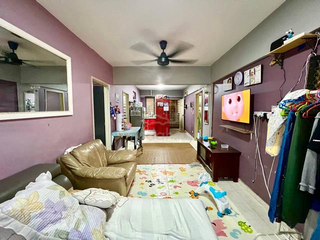 Aman Putra Apartment 1
