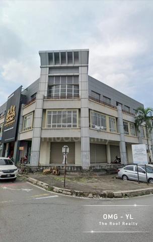 Bayu Tinggi Klang 3 Storey Corner 30x75 Facing Main Road Whole Block 1