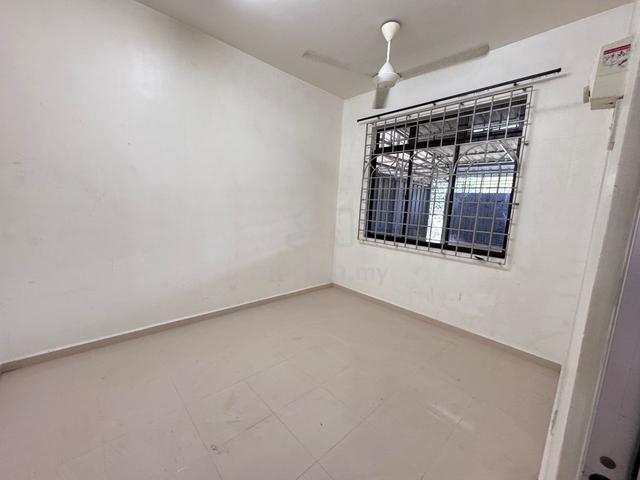 Alai Permatang Pasir Ground Floor Town House Ujong Pasir Town 1
