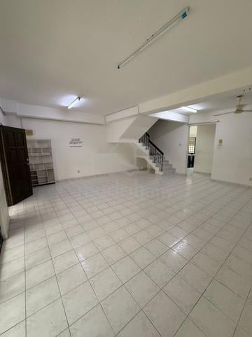Bandar Putra Kulai Jalan Nuri For Rent 1
