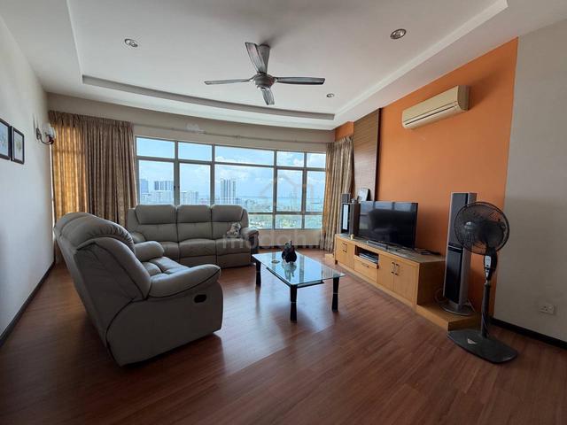 The View Condominium (Twin Towers) 1