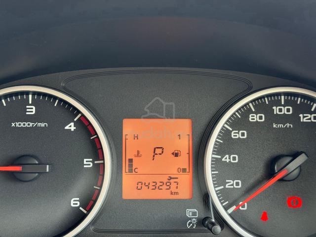 Mitsubishi TRITON 2.4 (A) FULL LOAN UNDER WARRANTY - 5