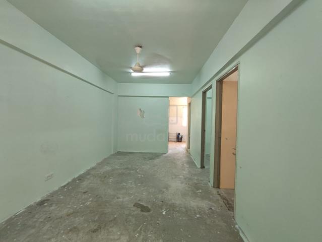 Mahkota Cheras Flat 1