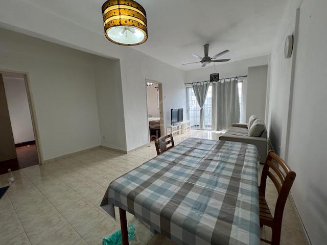 Pandan Court 1
