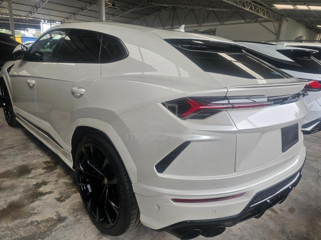 2022 Lamborghini URUS 4.0 (A) - 3
