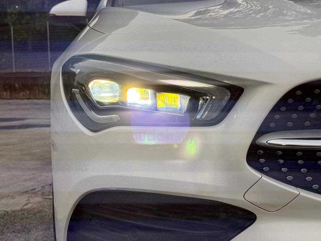 5A 8k KM Only‼️2021 M.Benz CLA250 AMG 4 Matic - 4