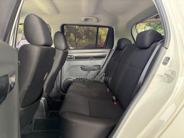 2011 Suzuki SWIFT 1.5 FACELIFT KEYLESS HARGALELONG - 5