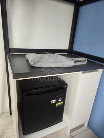 Uni Suites 5