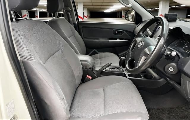 2012 Toyota HILUX 2.5 G (A) - 5