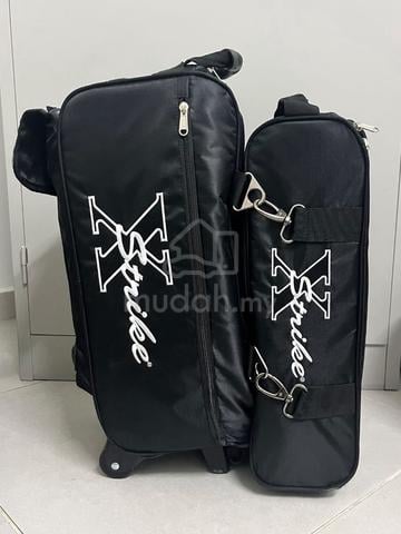 good bowling ball for 200, bowling bag for 100 - photo 6 of 6