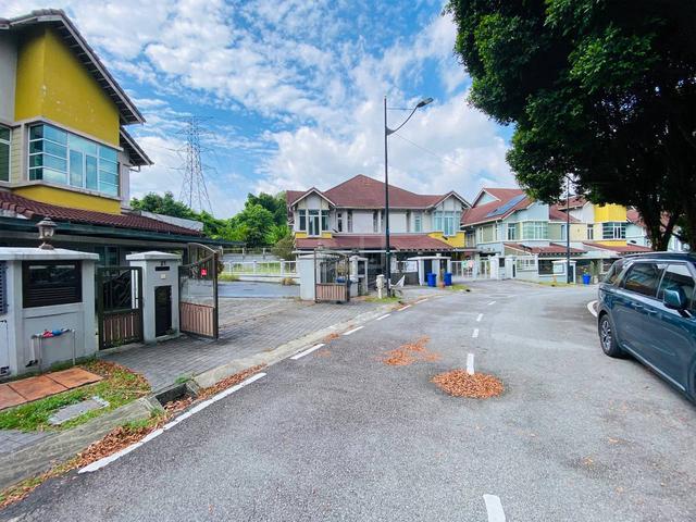 [TERMURAH] Seksyen 27 Shah Alam Double Storey Terrace House 4