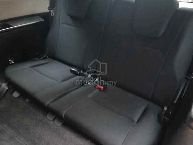 2010 Toyota WISH 1.8 S ZGE20W (A) - 5
