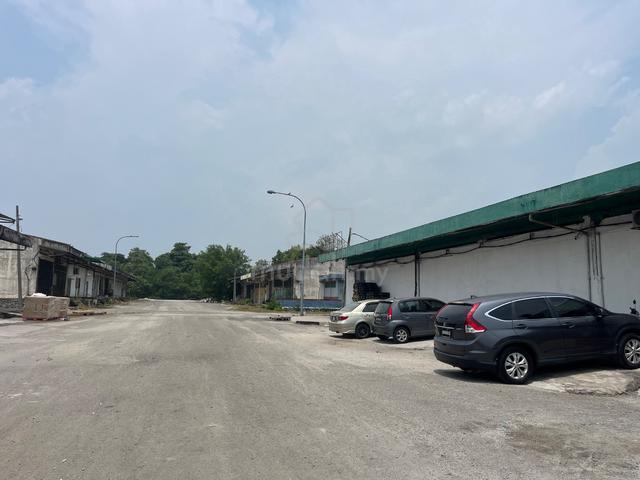 [Good location] Near Tol Factory Kenanga Bukit Beruntung Rawang 1