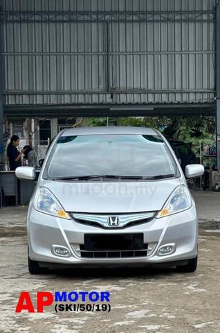 Honda Jazz Hybrid 1.3 (A) 2014 - 2