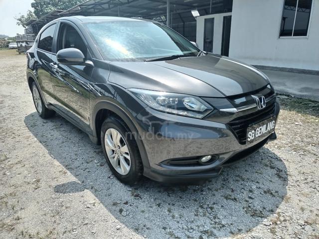 2020 Honda HR-V 1.8 V = 92,000km mileage - 1