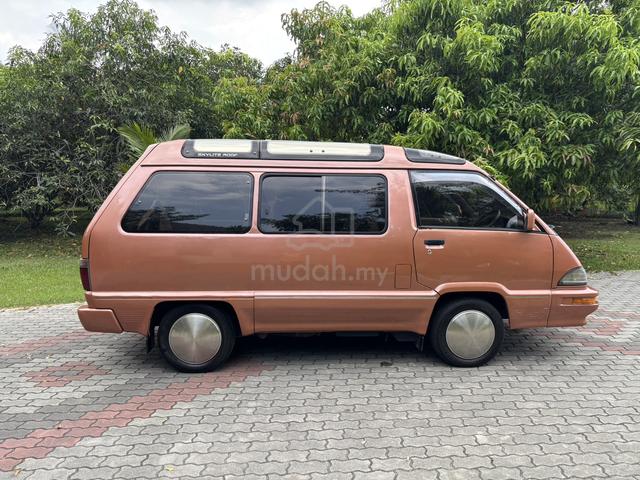 Toyota MASTER ACE SURF (A) - 4