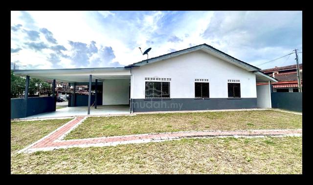 BOOKING 1K🔥 CORNER LOT 1 Storey Seksyen 4 Rinching Semenyih 1