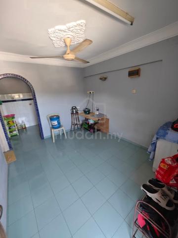 Desa Mutiara Indah Apartment 1