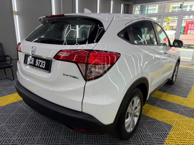 2015 Honda HR-V 1.8 V (A) TIP TOP CONDITION - 3