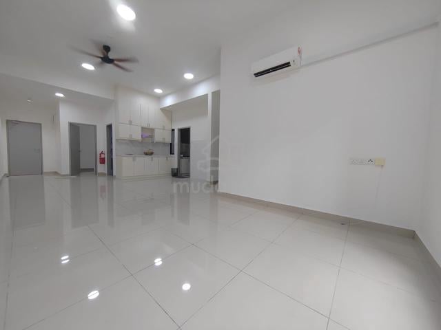 [ Partly Furnish ] Avia Plus Apartment , Bandar Country Homes, Rawang 1