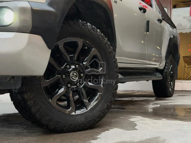 2023 Toyota HILUX 2.8 ROGUE (A) - 4