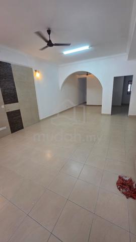 Bandar Puteri Klang Jalan Gelang For Sale Double Storey Gated Guarded 1
