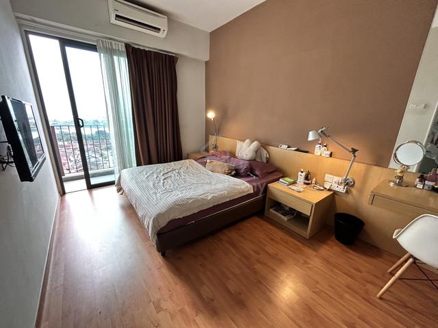 Master Bedroom 1