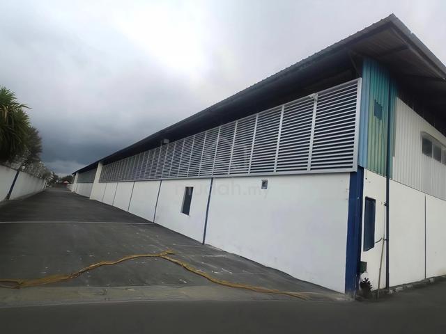 Selangor Kuala Langat DuaBelas Jenjarom Banting 4.06 acres Warehouse 1