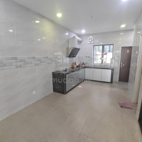 Bandar Pulai Jaya @ Cube 176 Double Storey 24x65 4Bed 4Bath 1