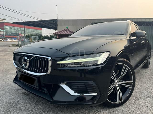 2022 Volvo V60 2.0 RECHARGE T8 (A) - 1