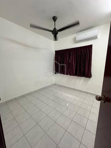 double storey Jalan Mewah / near paradigm mall / 3 bed 1